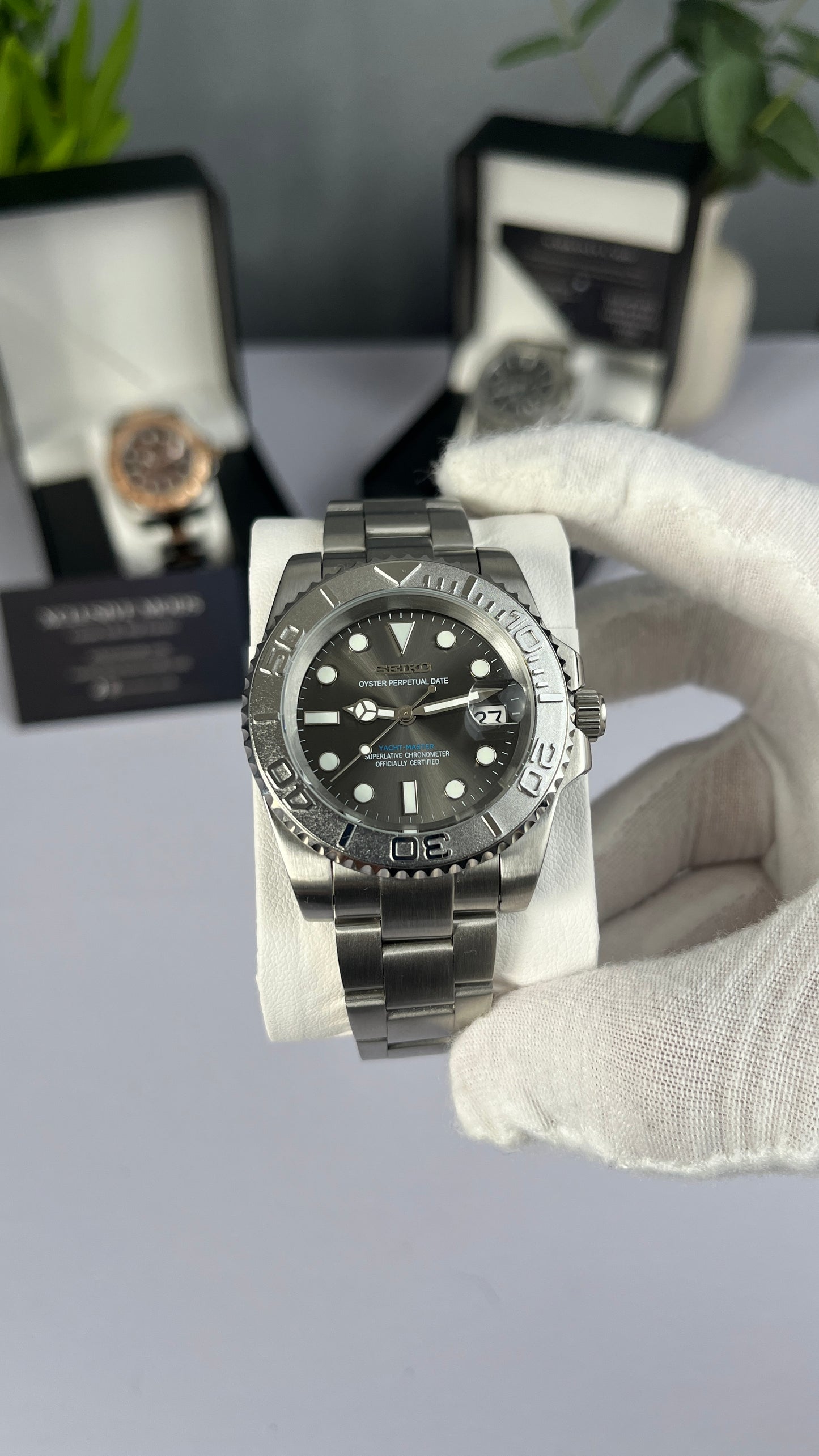 Platinum Yacht Master