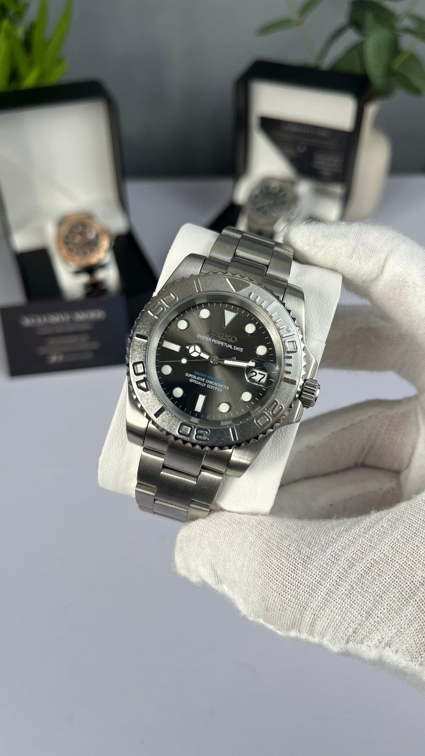 Platinum Yacht Master