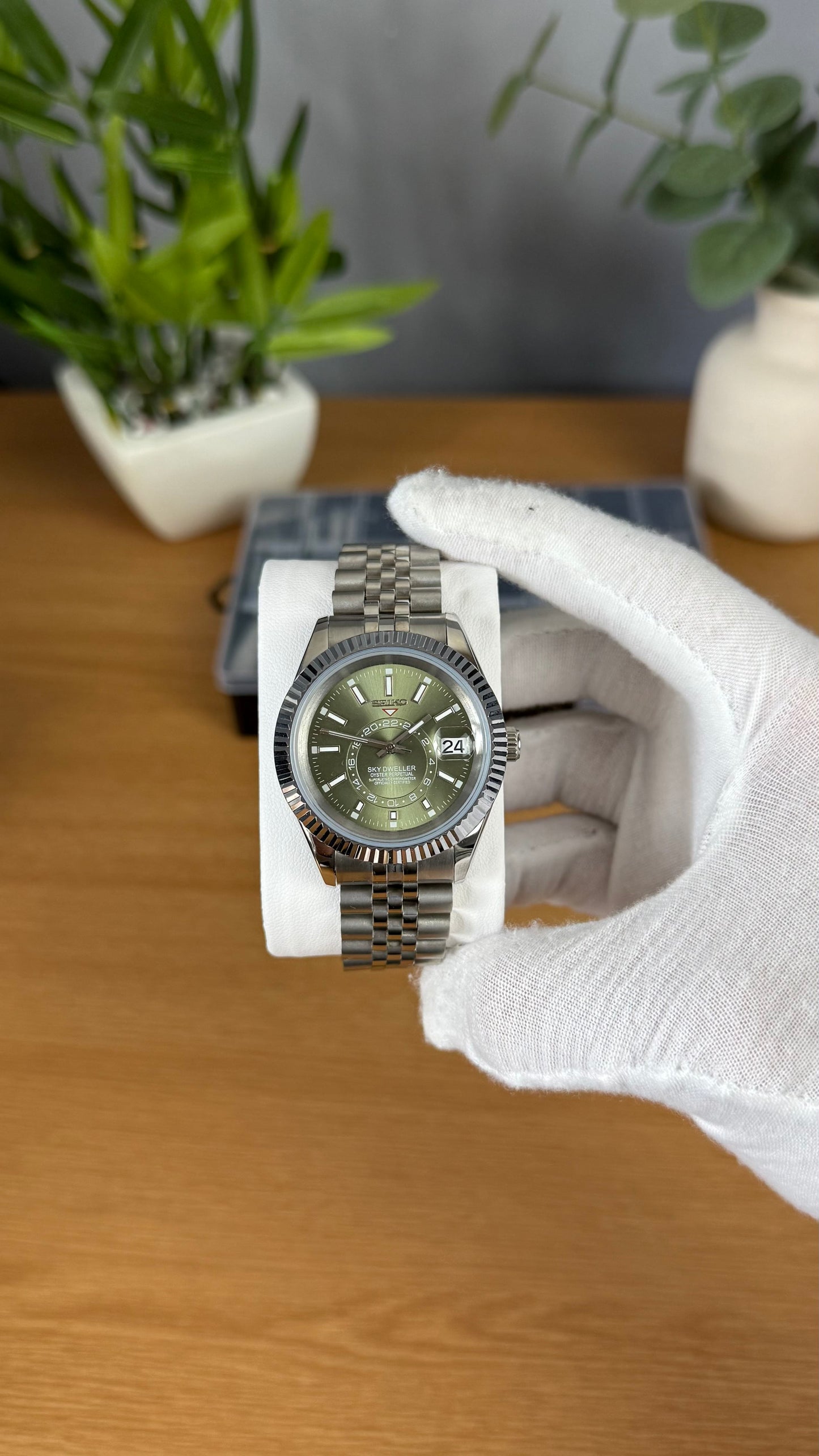 Olive Green Sky-Dweller