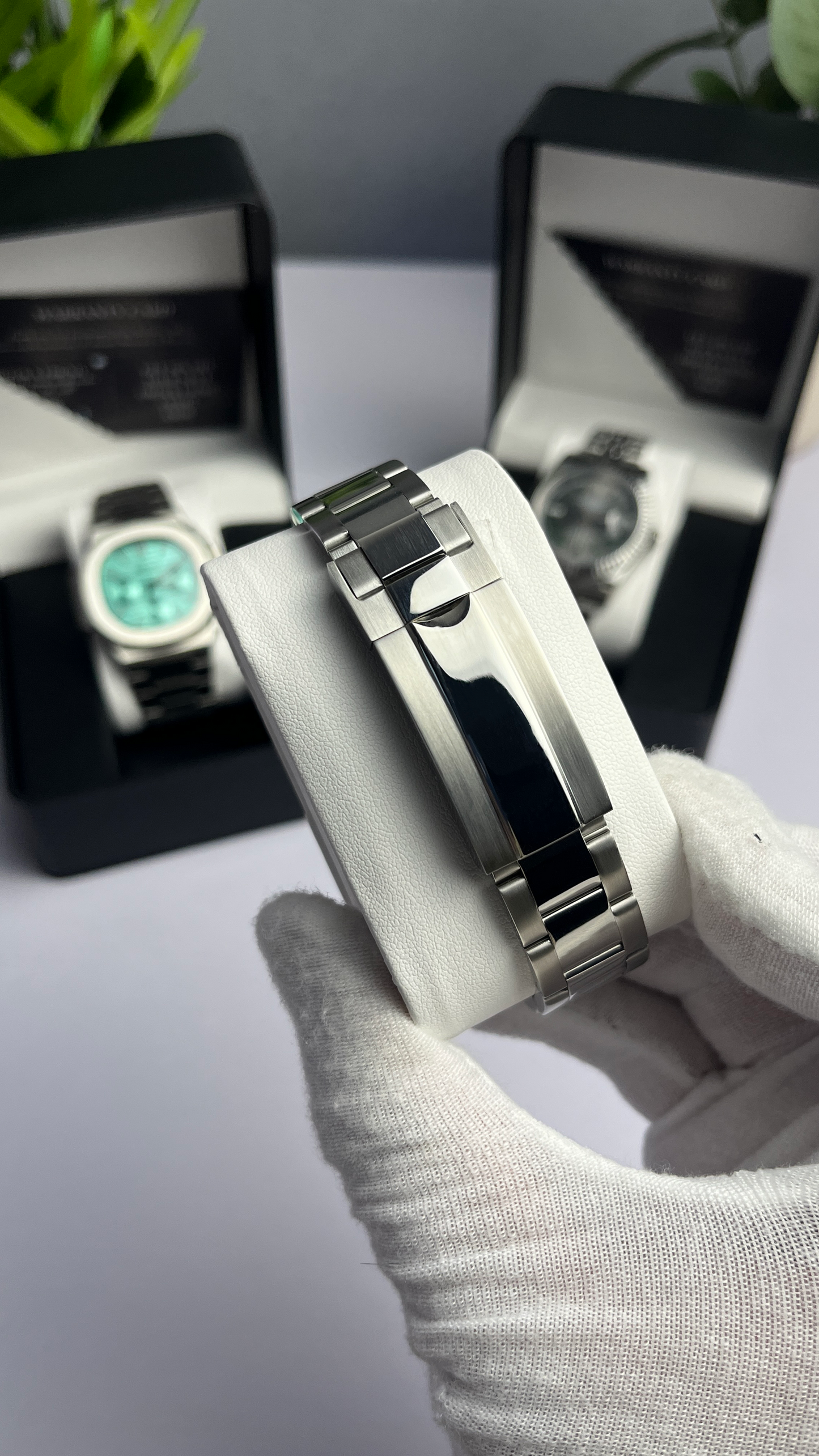 Platinum Yacht Master