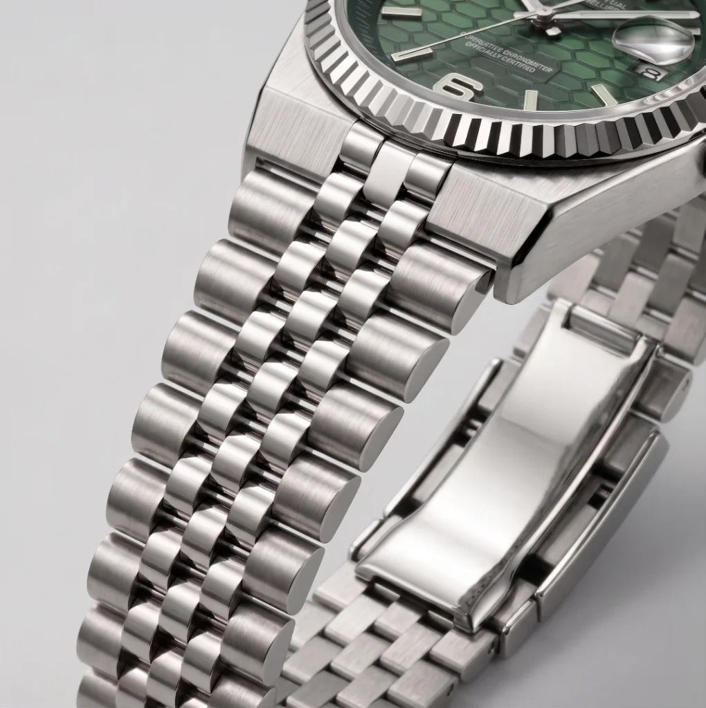Seiko Mod | Land Dweller Green