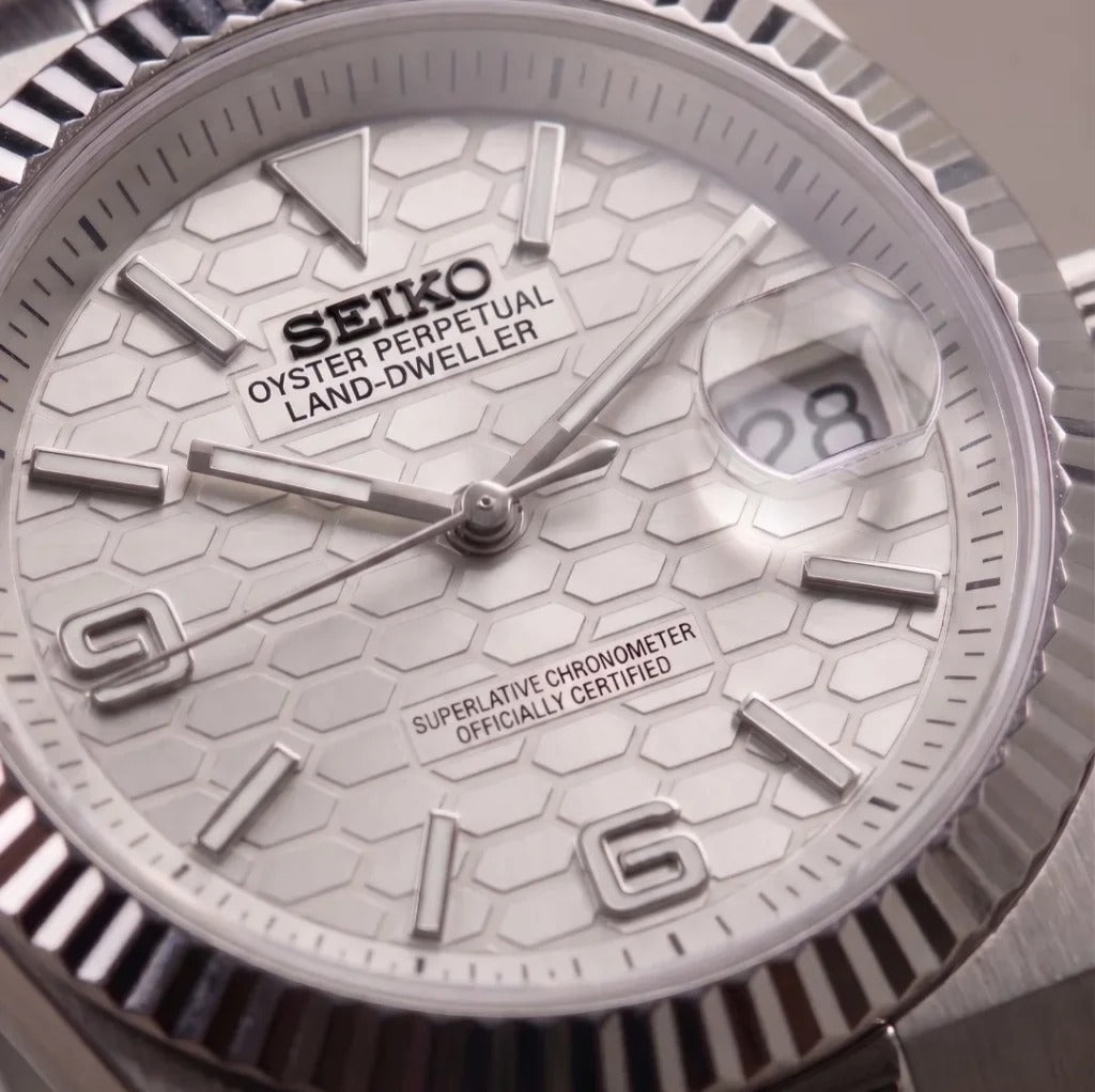 Seiko Mod | Land Dweller White